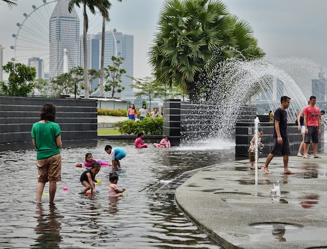 free-water-play-areas-singapore-marina-barrage