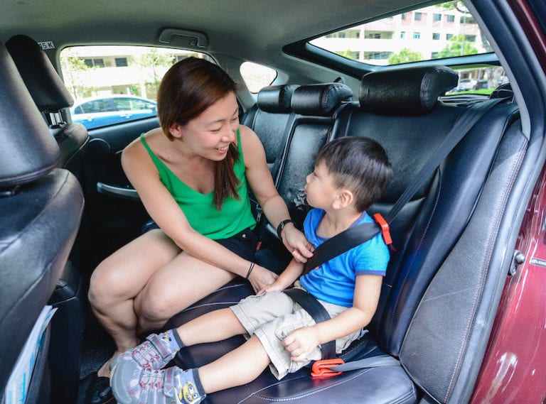 Ride taxis, Uber or Grab with kids in Singapore? Stay safe with a mifold portable booster