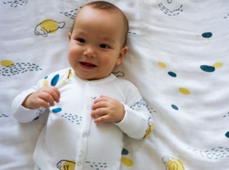 How to swaddle your baby best swaddles, wraps and sleeping bags in