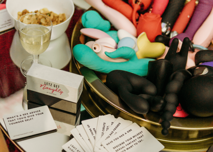 HoneyKids Tries: Hedonist Just Wanna Have Fun private party