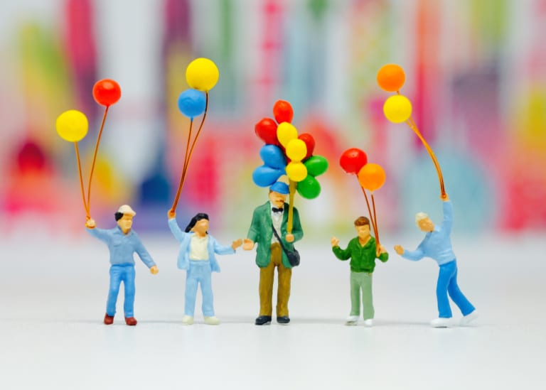 All the best things to do with Grandparents in Singapore, from museums to cruises and more!