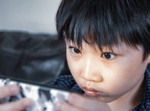 We speak to an expert on how to tackle screen addiction in kids with a digital detox