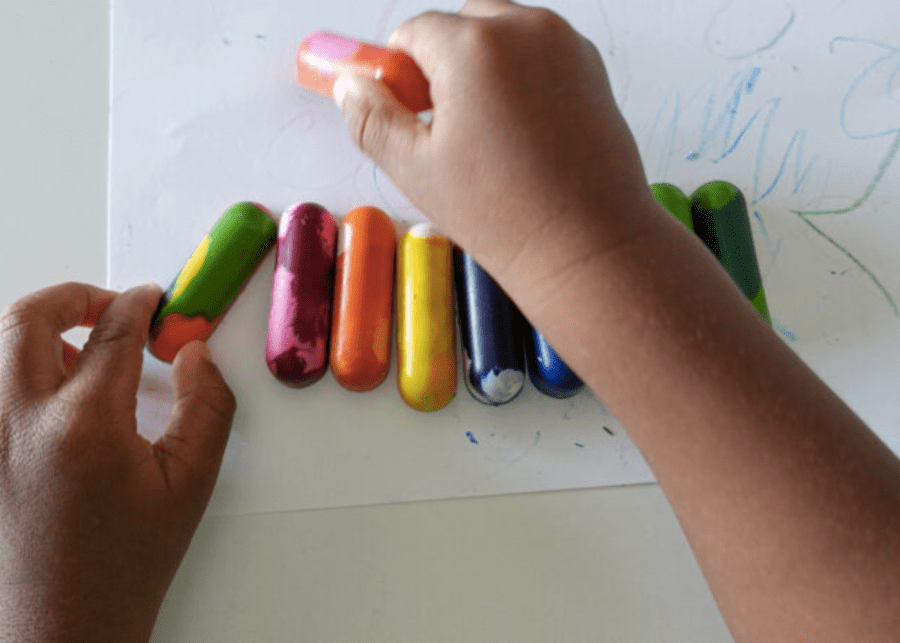 Make your own crayons party favour