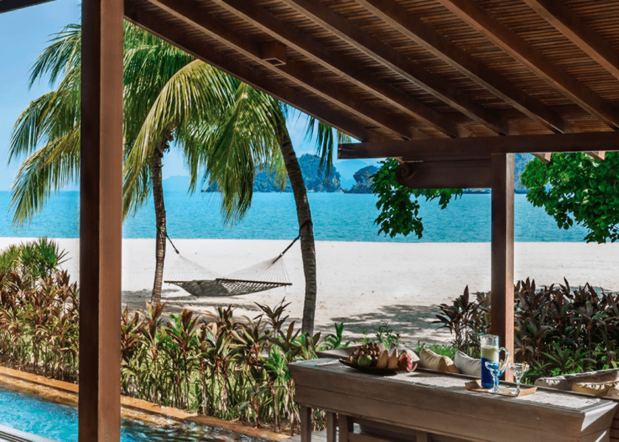 BEach villa with pool