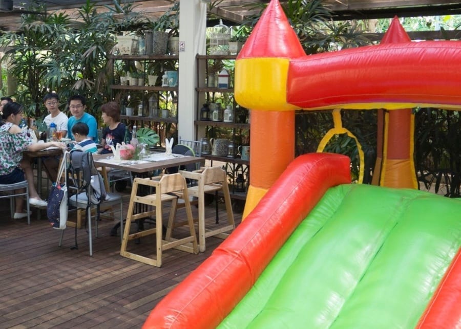 kid friendly restaurant the vineyard singapore