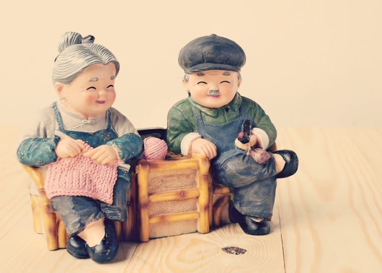 Why grandparents are so important for our kids growing up (and what they teach us, too!)
