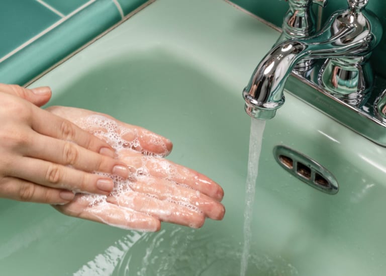 Handwashing 101: Practise good hand hygiene by washing your hands correctly