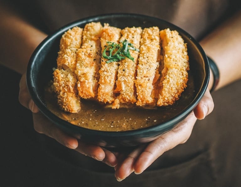 Got cravings that need satisfying? These delish foodie reads should do the trick!