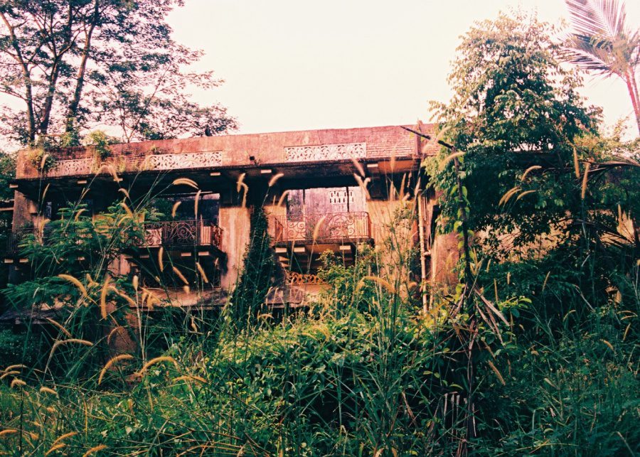 Istana Woodneuk haunted places in Singapore