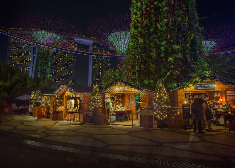 Christmas markets in Singapore 2021 | Mistletoe Alley Market at Christmas Wonderland