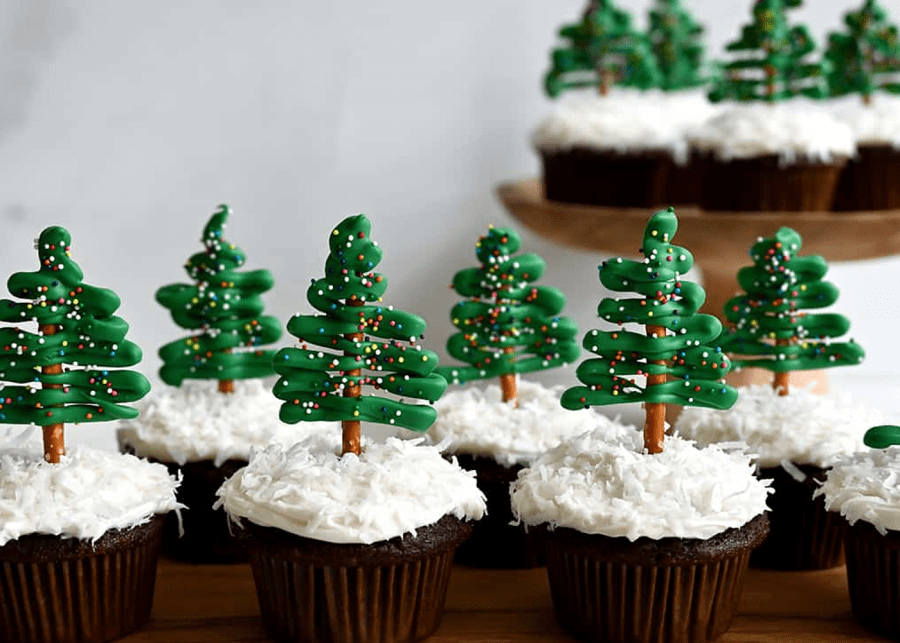 Holiday Party Treats - The Girl Creative