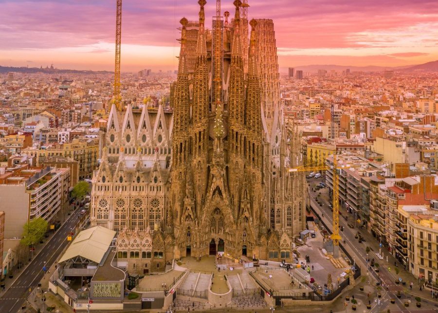 barcelona cities to visit with kids