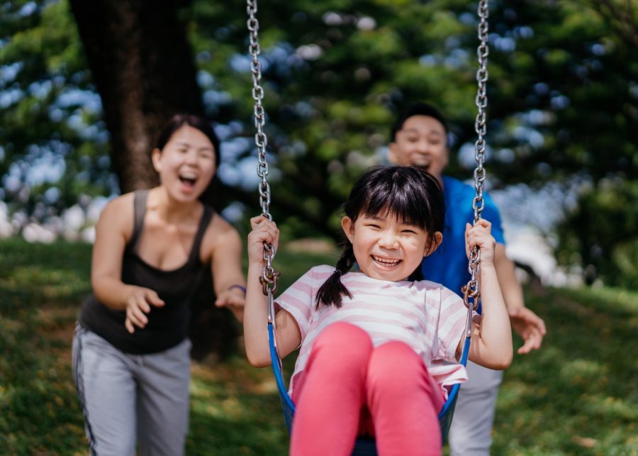 10 tips for mums and dads to keep the family safe while out and about in Singapore