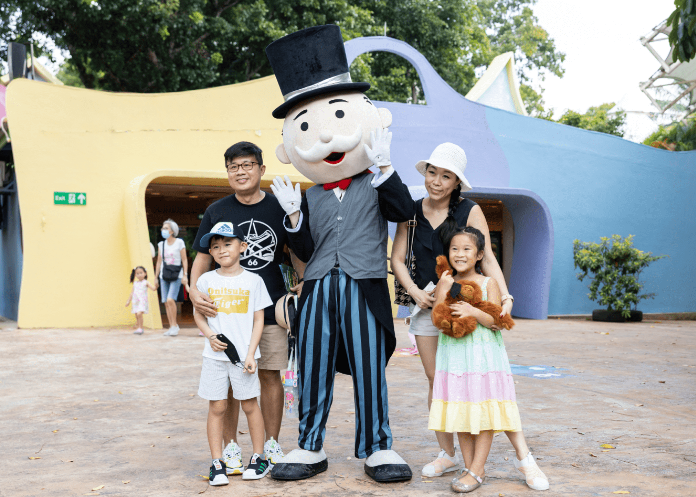 Guide to Singapore Zoo with kids HoneyKids Asia