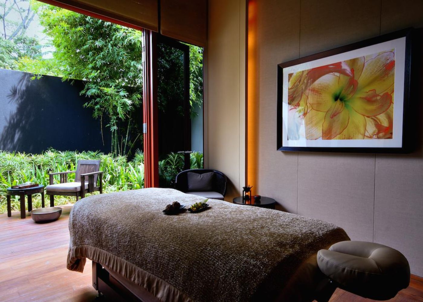 Luxury spa treatments in Singapore for parents | HoneyKids Asia