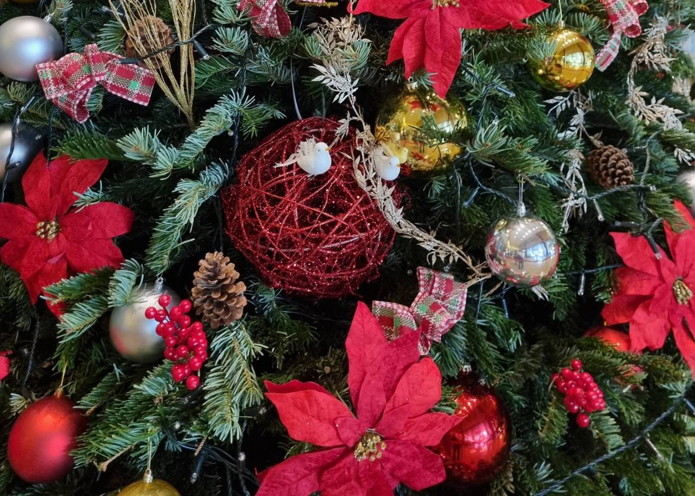 20 Places to buy Christmas decorations in Singapore