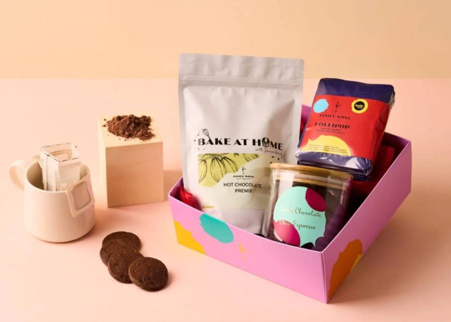 mothers-day-gifts-singapore-janice-wong-tea-time-hamper