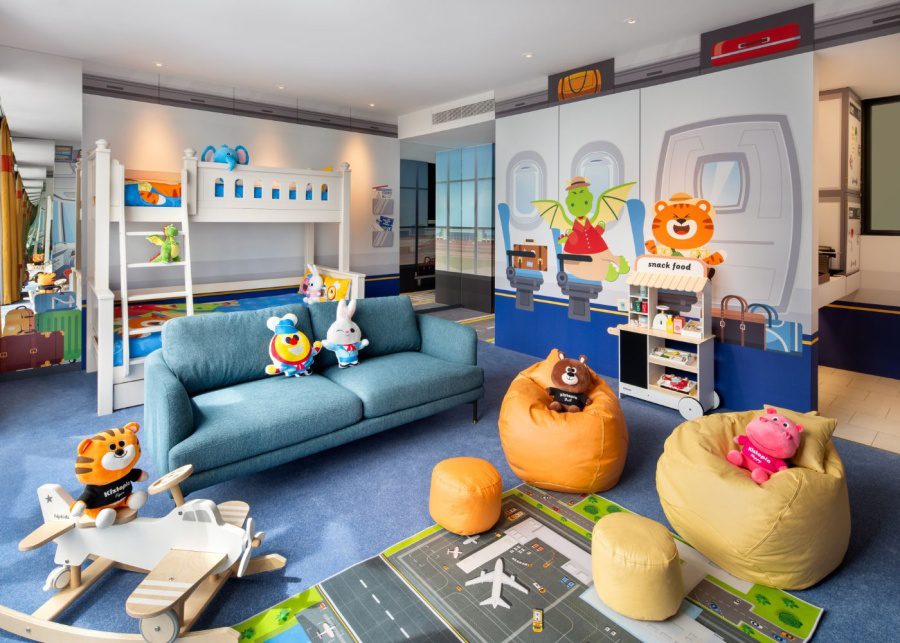 hotel staycation family crowne plaza